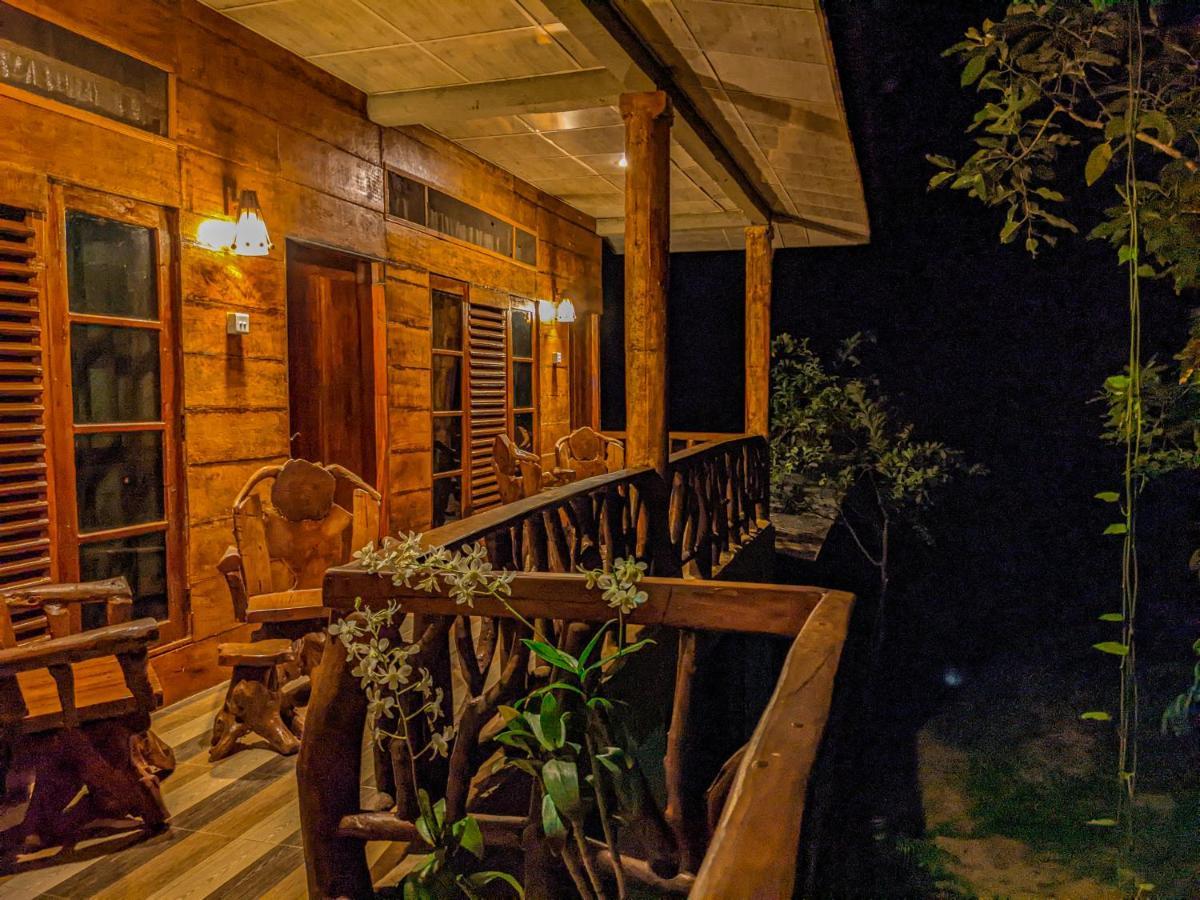 Choona Lodge 'View Of Sigiriya & Pidurangala With Sunrise' Bagian luar foto